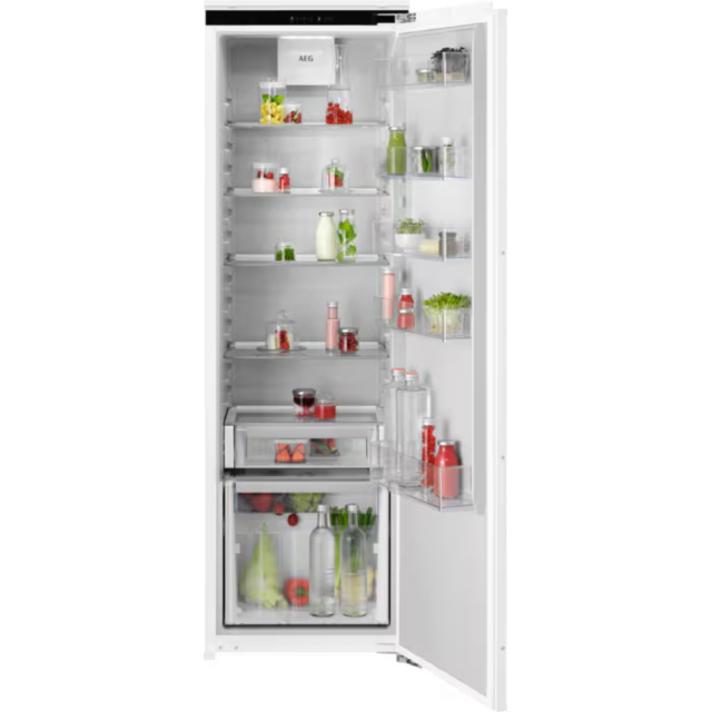 AEG NSK6D181EC 
Built in column, - Tall Larder Fridge, DynamicAir, ExtraZone, Fixed Hinge, Recycled 