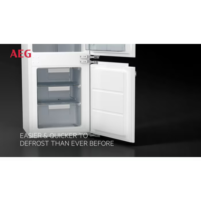 AEG ORC5S331EX 
Freestanding 60/40 500, ColdSense E Energy Rated Silver
 Silver