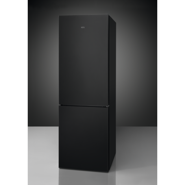 AEG RCB732E7MG 59.5cm 60/40 Fridge Freezer - Black