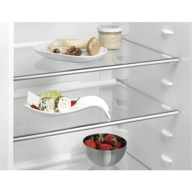 AEG SKS818E9ZC 55.6cm Built In Fridge - White