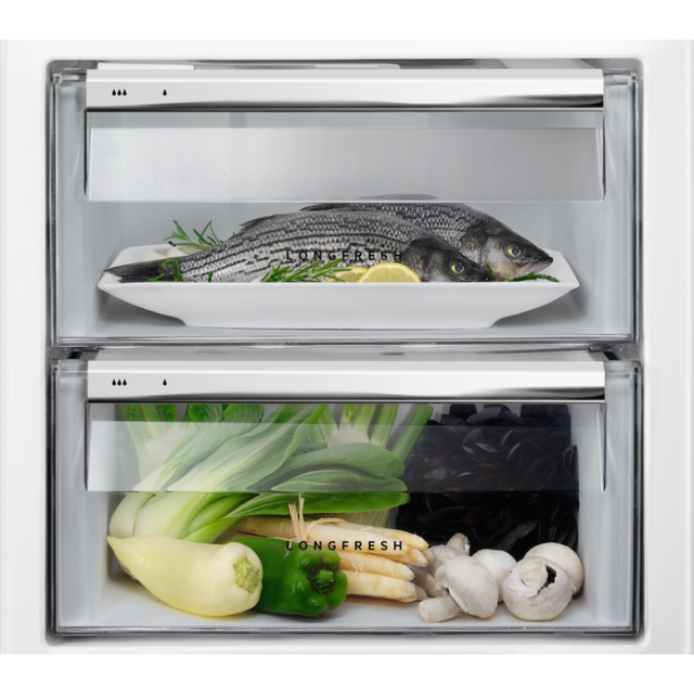 AEG SKS818E9ZC 55.6cm Built In Fridge - White