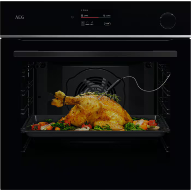 AEG TR7PB731SB 
Connected SteamCrisp Quarter Steam & Pyrolytic oven with CookSmart Touch controls, w