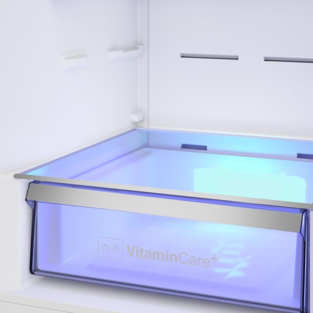 Blomberg KND24692V Vitamincare+ Knd24692v 59.7Cm 50/50 Total No Frost Combi Fridge Freezer White