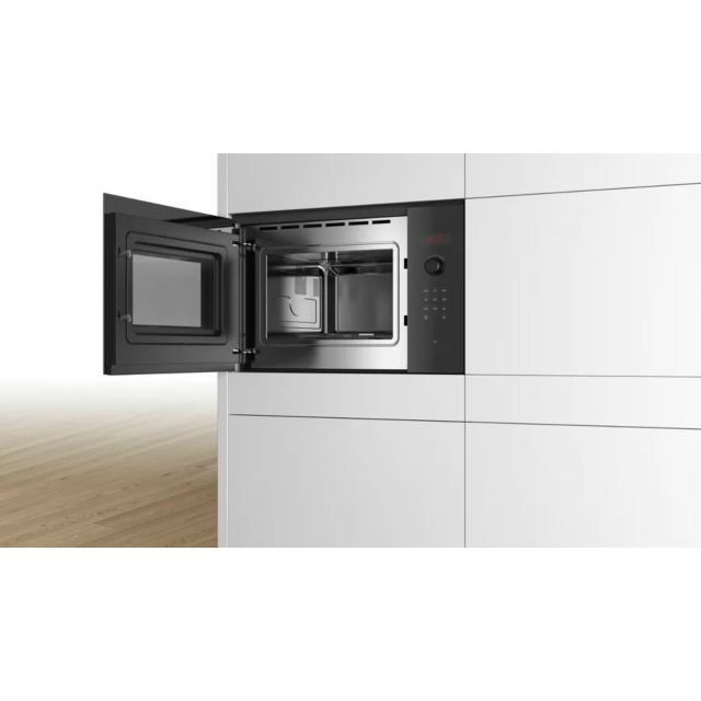 Bosch BFL553MB0B 25 Litre Solo Microwave Black
