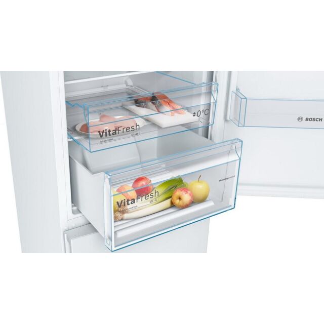 Bosch KGN39VWEAG Frost Free Fridge Freezer *Ex Display*
