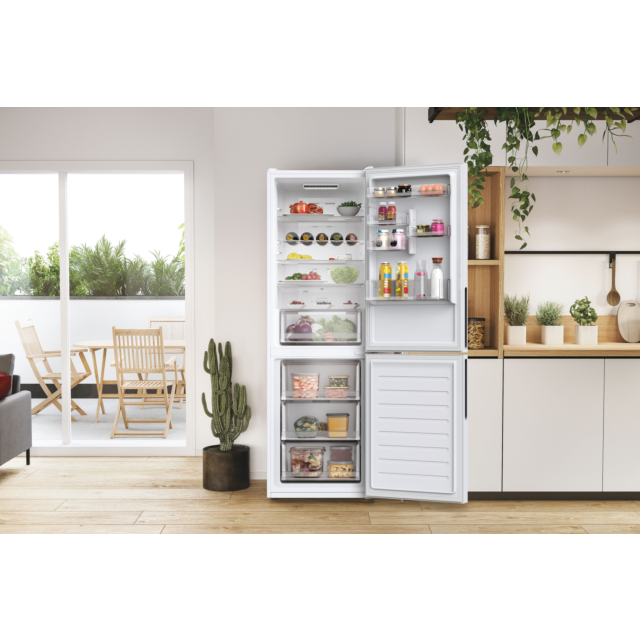 Hoover HOCE3T618EWKR HOCE3T618FWKR 59.5cm Frost Free Fridge Freezer - White White
