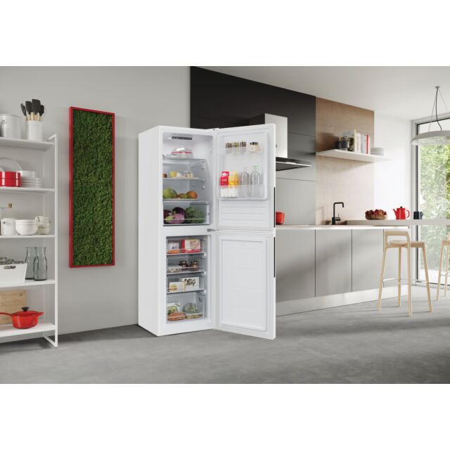 Hoover HVT3CLECKIHW 54.5Cm Fridge Freezer White