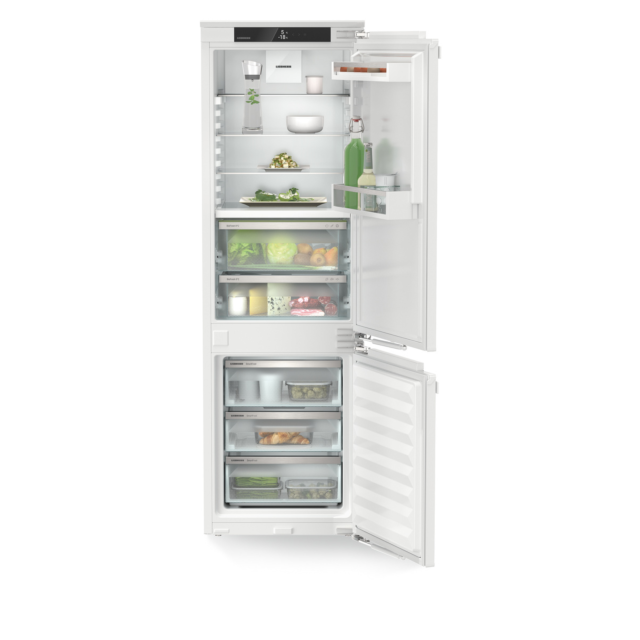 Liebherr ICBA5123 Fridge Freezer with BioFresh Tech