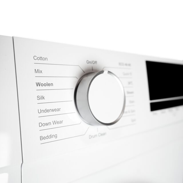 Montpellier MWM612W 6kg 1200RPM Washing Machine in White 