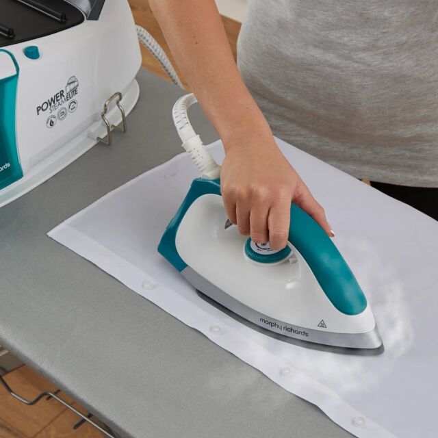 Morphy Richards 332014 2.2L PSE Auto-Clean,  5 bar, Ceramaslide, 170g/min, White/Green