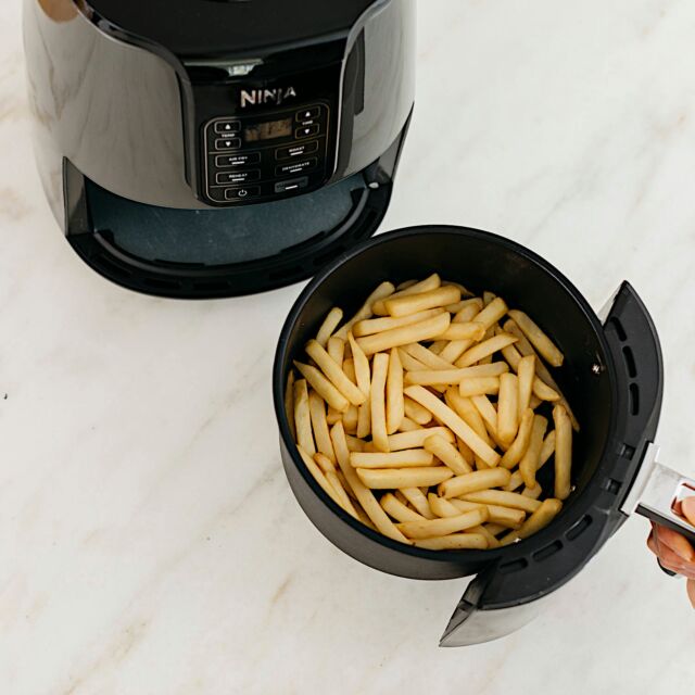 Ninja AF100UK 3.8L Air Fryer and Dehydrator - Grey