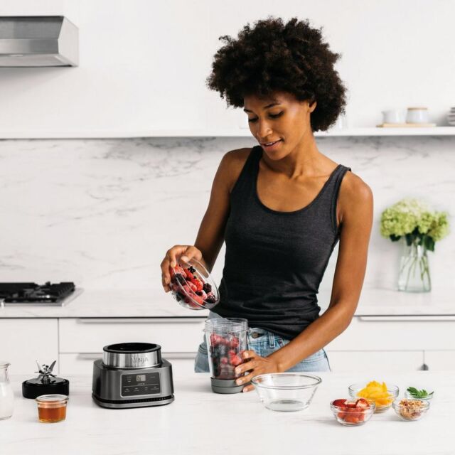 Ninja CB100UK 2-in-1 Foodi Power Nutri Blender with Auto-iQ- Silver Silver